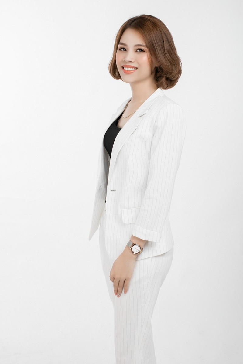 CEO Hồng Hoa khởi nghiệp từ hai bàn tay trắng trở thành một nữ doanh nhân thành đạt - 1