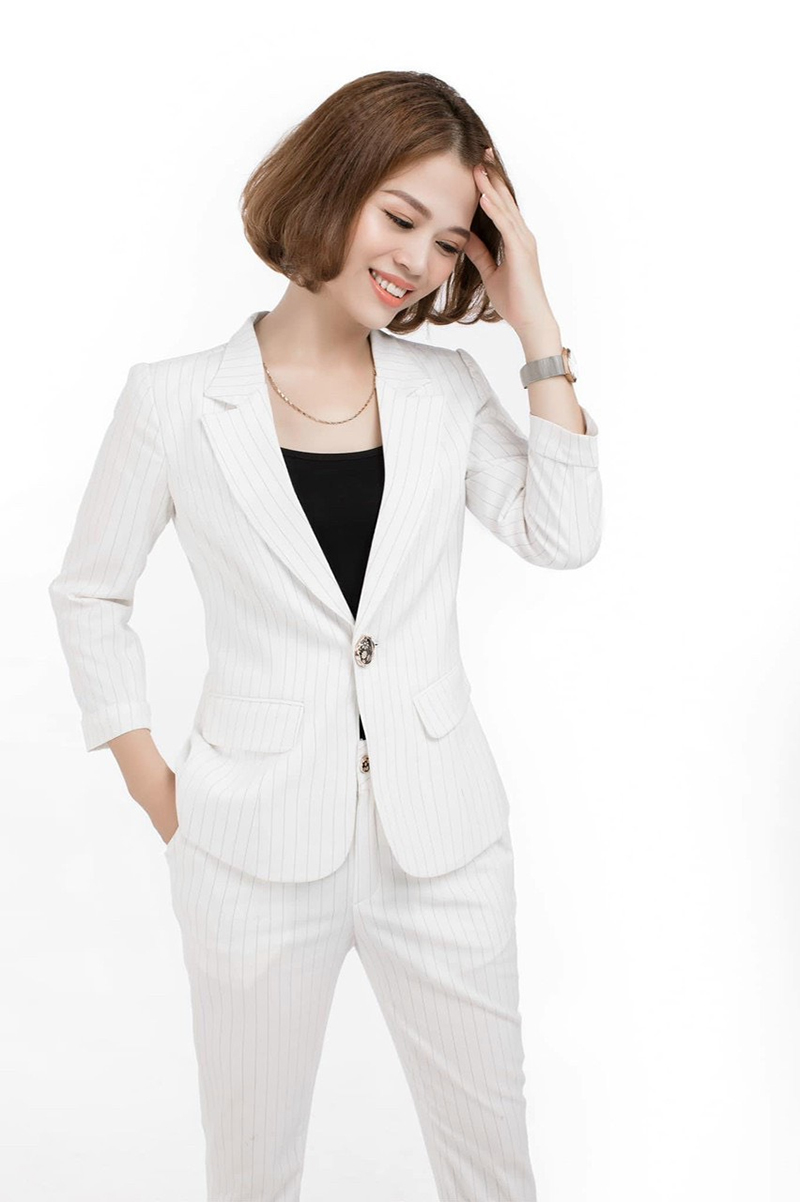 CEO Hồng Hoa khởi nghiệp từ hai bàn tay trắng trở thành một nữ doanh nhân thành đạt - 2