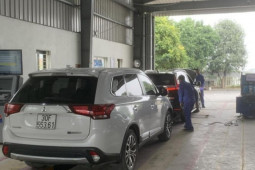 Tin tức trong ngày - Cận cảnh trung tâm đăng kiểm làm cả ngày nghỉ Tết phục vụ nhu cầu người dân