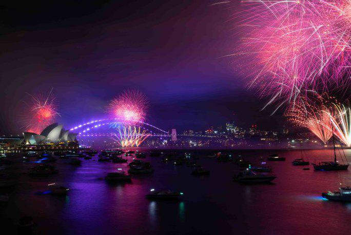 Pháo hoa mừng năm mới 2023 bừng sáng Sydney - Úc - 1