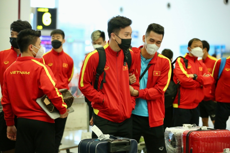 Tiến Linh và Hoàng Đức
vui vẻ cười đùa