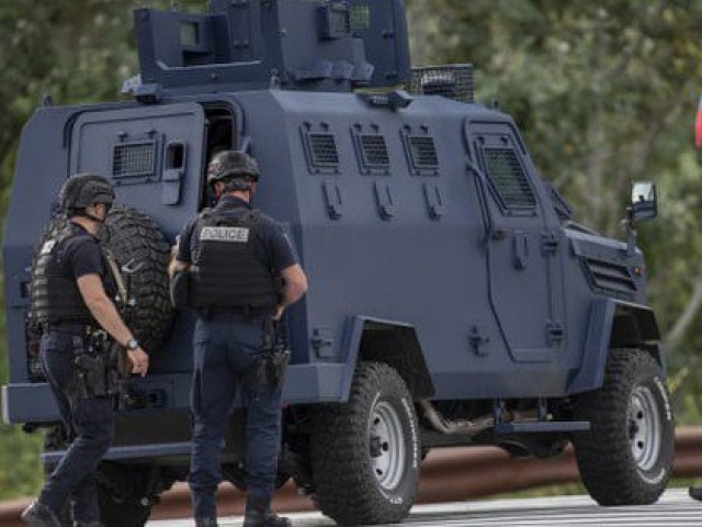 Thế giới - Mỹ ghìm Serbia, cố gắng tháo ngòi "thùng thuốc súng châu Âu"