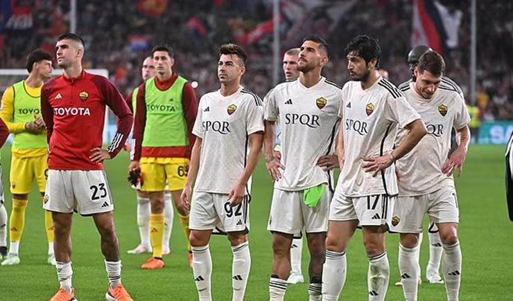 Roma khởi đầu mùa giải không tốt và đang đứng gần nhóm xuống hạng ở Serie A