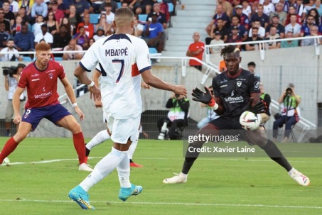Kết quả bóng đá Clermont Foot - PSG: "Người nhện" xuất sắc, Mbappe bất lực (Ligue 1)