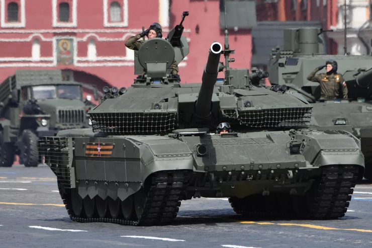 Xe tăng T-90M Proryv trong cuộc duyệt binh Ngày Chiến thắng lần thứ 77 ở Moscow (Nga) hồi tháng 5/2022. Ảnh: Sputnik
