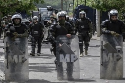 Thế giới - NATO huy động lực lượng dự bị tới điểm nóng Kosovo