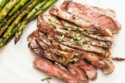 Ẩm thực - Cách làm bò bít tết ngay tại nhà mềm ngon như nhà hàng