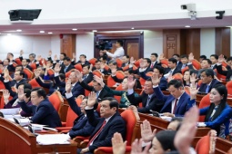 Tin tức trong ngày - Trung ương Đảng kỷ luật cách tất cả chức vụ trong Đảng với Bí thư Tỉnh ủy Bến Tre