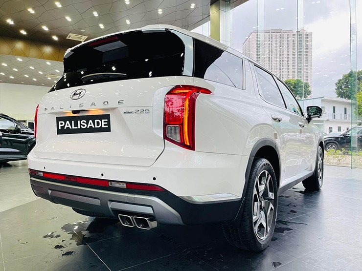 Cận cảnh xe SUV giá hủy diệt Hyundai Palisade tại đại lý - 6