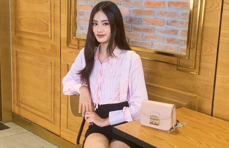 Người đẹp bị lập hàng loạt nhóm antifan với tổng số hơn 1 triệu thành viên. Thậm chí, khán giả còn đòi cô trả vương miện.&nbsp;Sau ồn ào, Ý Nhi phải lên tiếng xin lỗi và ở ẩn tới thời điểm hiện tại.
