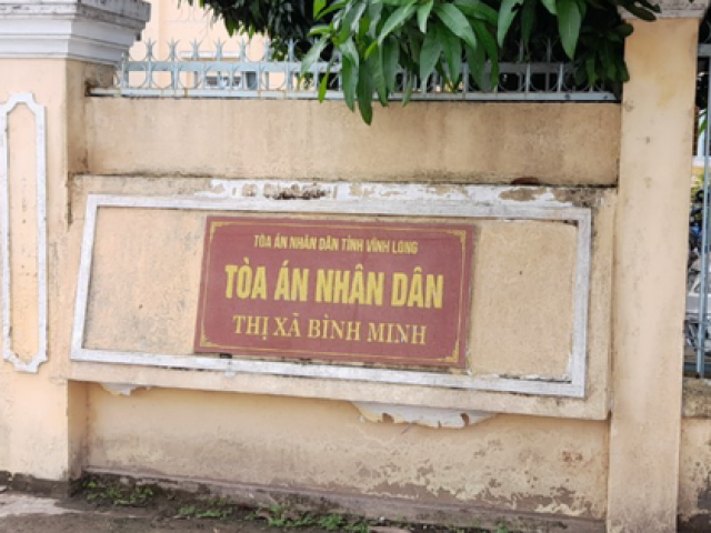 Tin tức trong ngày - Vĩnh Long: Nữ Phó Chánh án TAND bị bắt quả tang nhận hối lộ