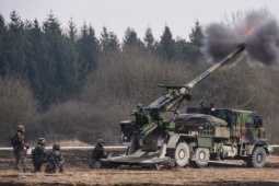 Media - 2S43 Malva: Pháo tự hành mới của Nga lợi hại thế nào?