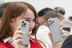 Thời trang Hi-tech - Lý do khiến iPhone 15 Pro Max "cháy hàng" là gì?