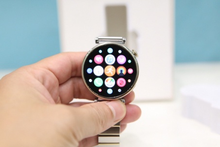 Khám phá Watch GT 4: Smartwatch cho phái nữ, giá từ 5,99 triệu