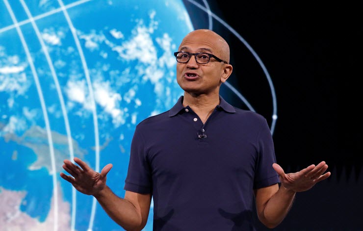 CEO của Microsoft bày tỏ về những khó khăn trong việc đối đầu với Google.