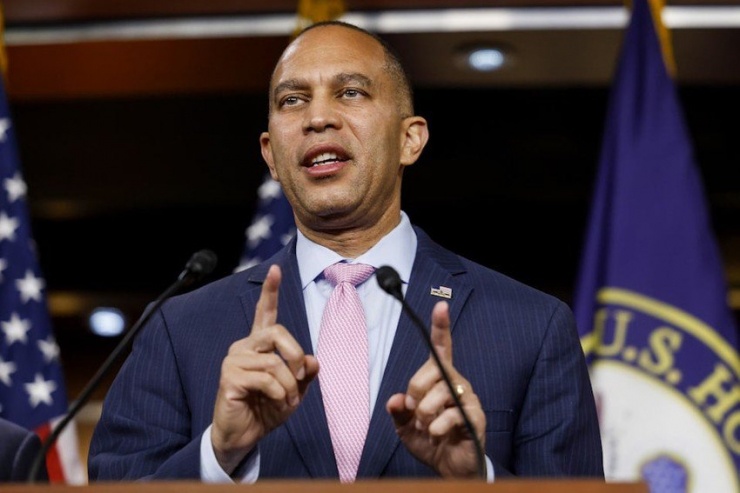 Lãnh đạo đảng Dân chủ tại Hạ viện - ông Hakeem Jeffries. Ảnh: GETTY IMAGES
