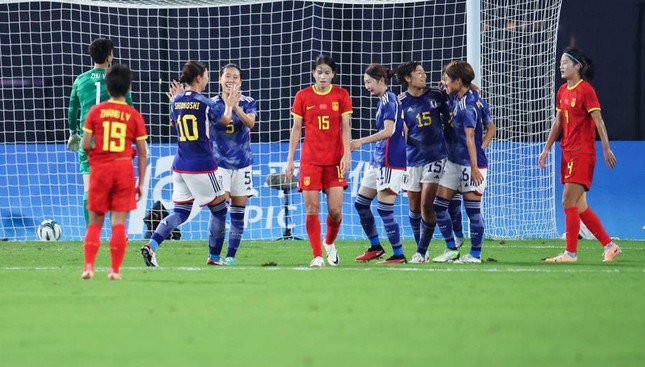 Truyền thông Trung Quốc &#39;mượn&#39; đội tuyển nữ Việt Nam để chỉ trích đội nhà - 1