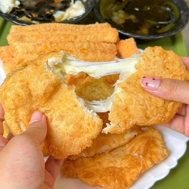 Bánh quẩy phô mai - Phạm Hồng Thái, Ba Đình