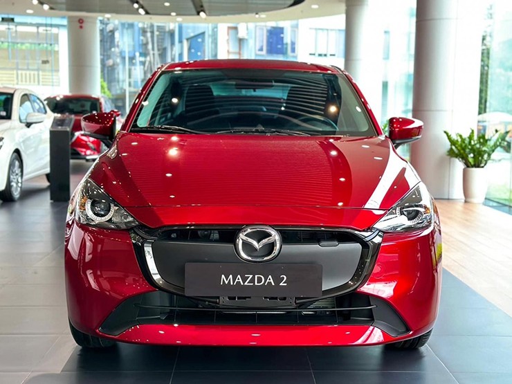 Chi tiết mẫu xe Mazda 2 phiên bản nâng cấp mới tại đại lý - 3