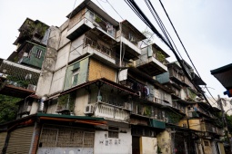 Tin tức trong ngày - Tận thấy khu tập thể “chuồng cọp” ở Hà Nội trước phương án xây dựng lại