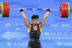 Thể thao - Nóng nhất thể thao tối 4/10: Hy hữu trọng tài quần vợt hứng trọn "cơn giận"