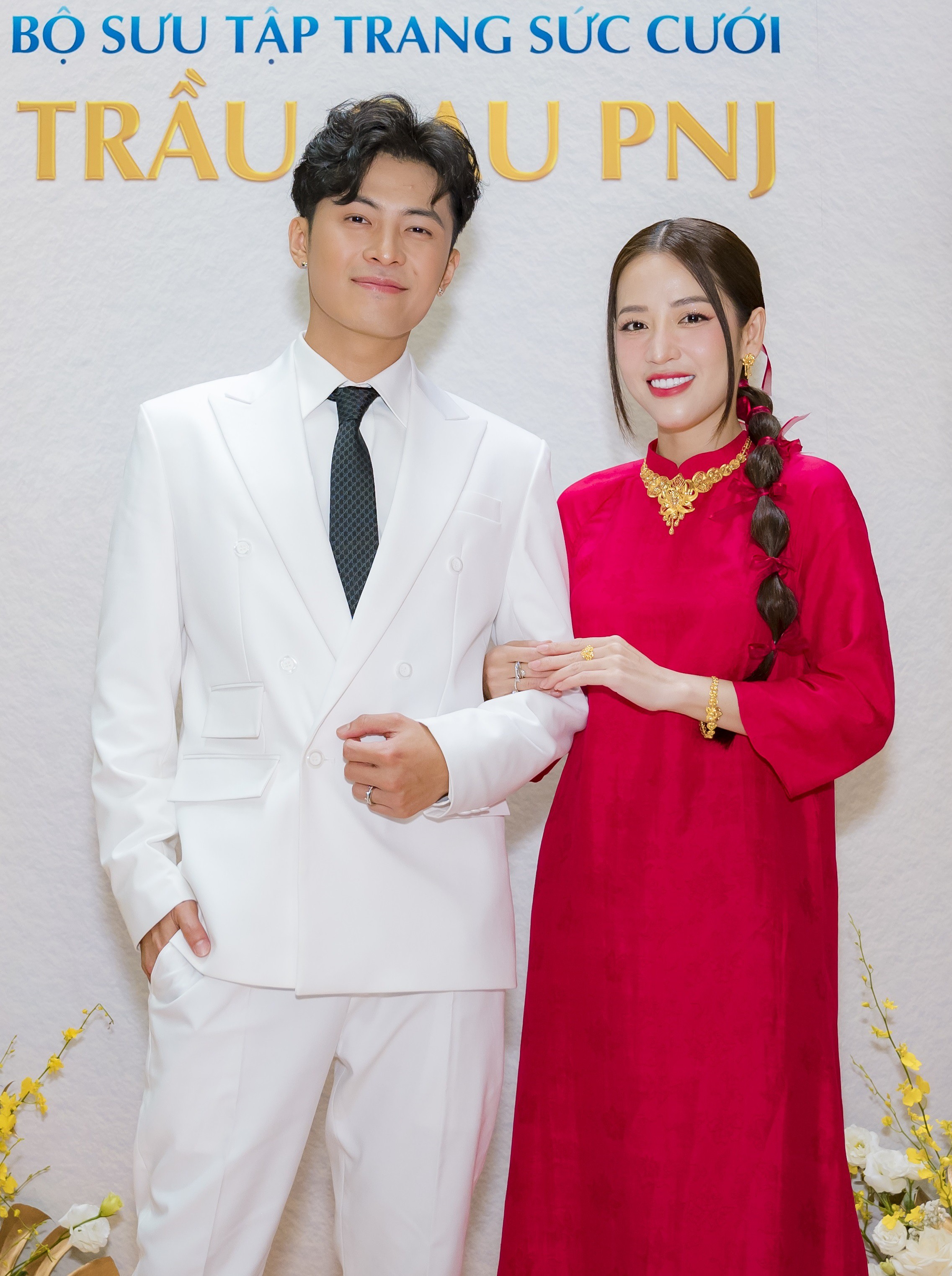 “Soi” bộ trang sức được các cặp đôi “săn lùng” trong mùa cưới năm nay - 6