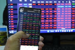 Kinh doanh - Liên tục lao dốc, chứng khoán Việt Nam đang định giá rẻ nhất khu vực Asean