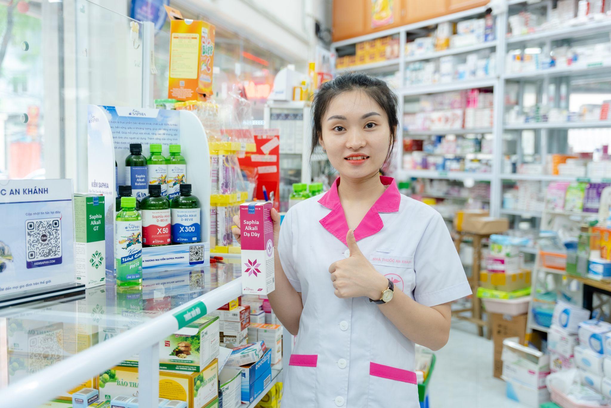 Kiềm Dạ Dày được bày bán tại hiệu thuốc và được người tiêu dùng lựa chọn