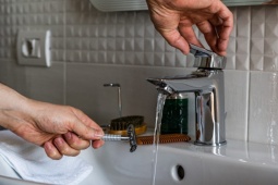 Đàn ông - Bao lâu thì bạn nên thay lưỡi dao cạo của mình?