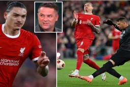 Bóng đá - Nunez bỏ lỡ cơ hội tốt ghi bàn, Owen ẩn ý không xứng 85 triệu bảng