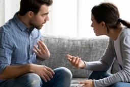 Bạn trẻ - Cuộc sống - Anh vợ hỏi vay tiền, em rể đưa ra điều kiện khiến tôi muối mặt không dám về quê