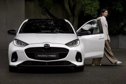 Tin tức ô tô - Mazda2 hybrid 2023 trình làng, "ngốn xăng" cực ít, chỉ 3,8L/100km