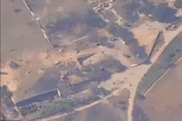 Thế giới - Nga chặn đứng cuộc phản công của Ukraine ở Bakhmut bằng bom chính xác FAB-1500 UMPC