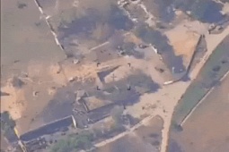 Thế giới - Nga chặn đứng cuộc phản công của Ukraine ở Bakhmut bằng bom chính xác FAB-1500 UMPC