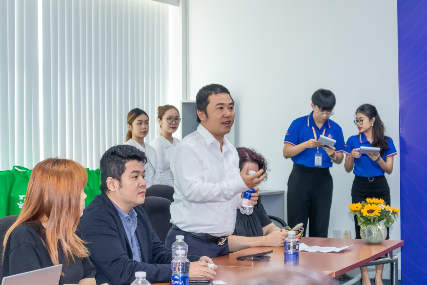 Đại diện của công ty Alta Group