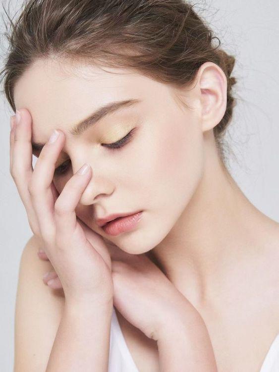 Một thành phần chống bít tắc lỗ chân lông trả lại làn da láng o - 3