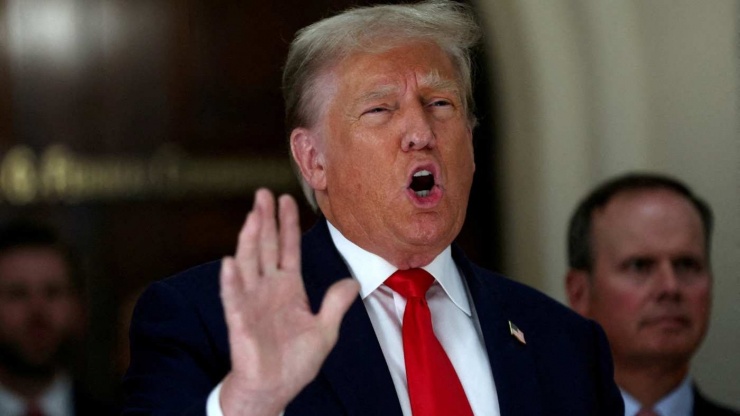 Bất chấp việc vướng vào rắc rối pháp lý, ông Trump vẫn đang là người dẫn đầu trong danh sách các ứng cử viên cho đề cử của đảng Cộng hòa. Ảnh minh họa: Reuters