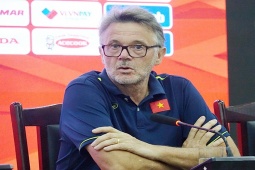 Bóng đá - HLV Troussier &amp; ĐT Việt Nam đấu Trung Quốc, Hàn Quốc: Không chọn cầu thủ theo tên tuổi ở quá khứ