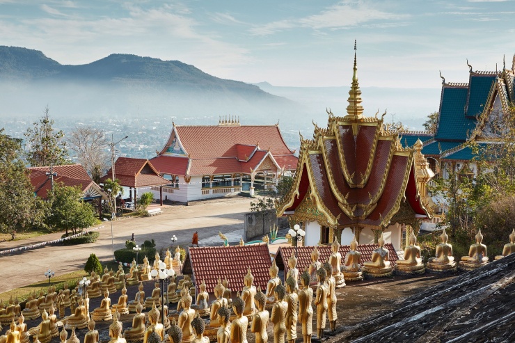 Thành phố ven sông yên tĩnh Pakse là điểm khởi đầu cho bất kỳ hành trình nào dọc theo sông Mekong ở miền nam Lào.&nbsp;Nằm phía trên thị trấn là Wat Phou Salao, một ngôi chùa trên đỉnh đồi đẹp như tranh vẽ.