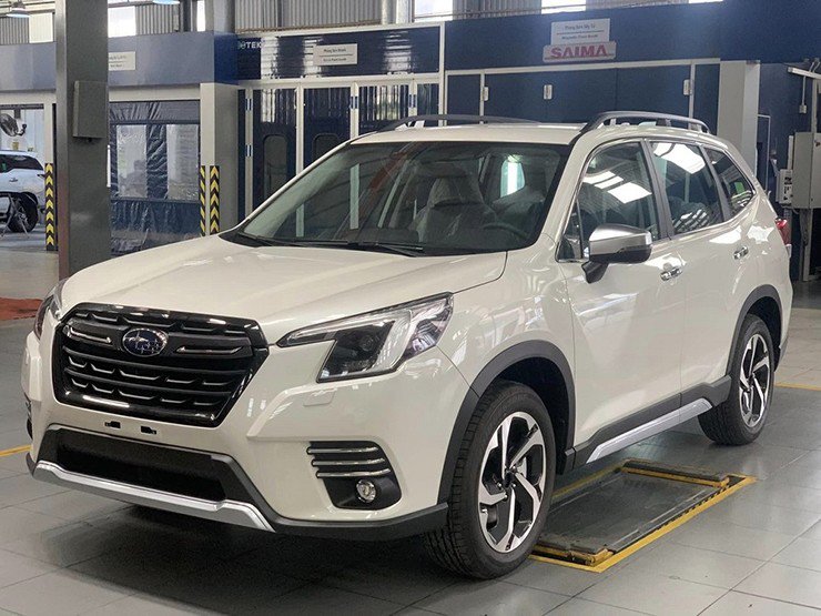 Subaru Forester giảm giá gần 300 triệu đồng, quyết &#34;giành khách&#34; với Mazda CX-5 - 2