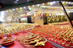 Kinh doanh - Giá vàng hôm nay 8/10: Phục hồi nhẹ phiên cuối tuần, đà giảm đã dứt?