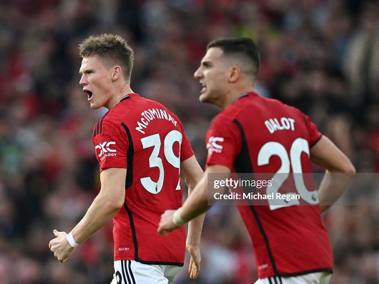 McTominay sắm vai cứu tinh của MU