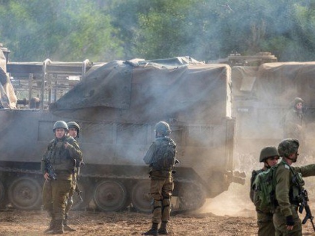 Thế giới - 48 giờ sau khi xung đột bùng phát, quân đội Israel vẫn căng mình đối phó với Hamas