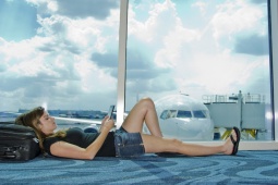 Media - 2 loại giày, dép không nên đi lên máy bay