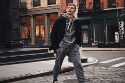 Đàn ông - Những cách chọn chiếc áo hoodie hợp nhất với chàng
