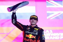 Đua xe F1, Qatar GP: Verstappen thắng tại Lusail, đội Mercedes xuất phát thảm họa