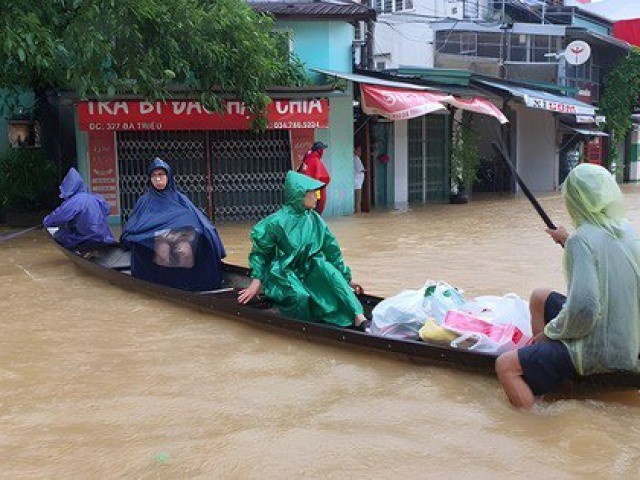 TT-Huế cảnh báo mưa lớn kéo dài trong 10 ngày tới