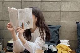 Bạn trẻ - Cuộc sống - Tại sao những người càng giỏi giang lại càng thích đọc sách?