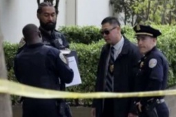 Thế giới - Cảnh sát Mỹ bắn chết người đàn ông lao xe vào Tổng lãnh sự quán Trung Quốc