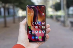 Công nghệ thông tin - Xiaomi cho phép "ép" mọi ứng dụng chạy với tần số quét màn hình 120Hz